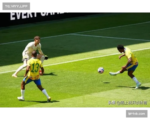 拜仁小将杰克逊头球破门收获德甲处子球