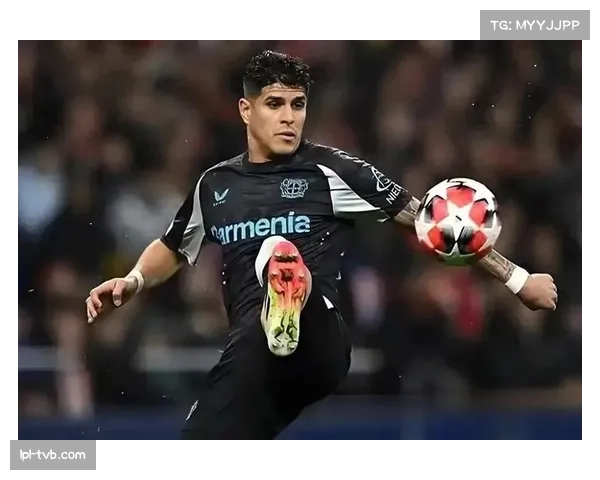 奥拉亚加盟拜仁，17岁厄瓜多尔中卫签约4.5年