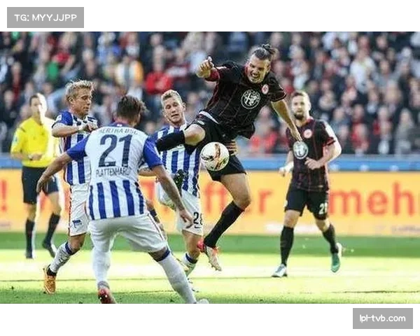 勒阿弗尔对阵巴黎FC,保级关键战提前上演 勒阿弗尔对阵巴黎FC,保级关键战提前上演